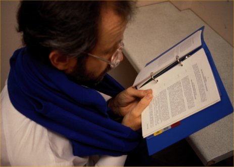 reading avoiding tired arms